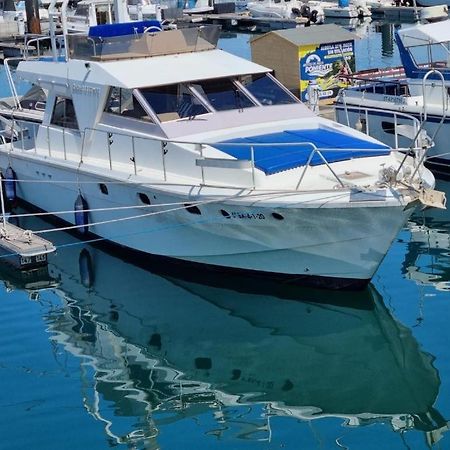 Yate En Gijon , Experiencia Unica B Hotel Kültér fotó